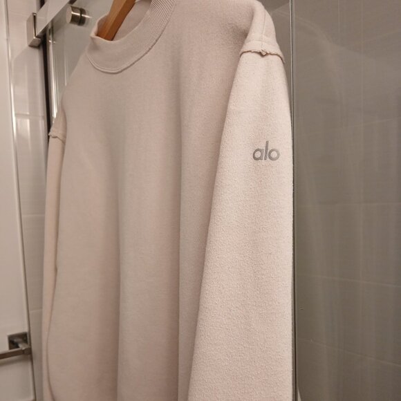 Alo Yoga Soft Crewneck Sweatshirt - Picture 8 of 11